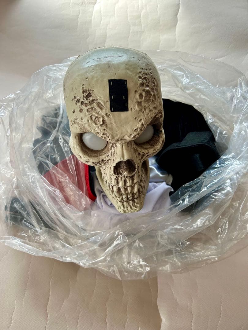 トーキングスカルデューク 音センサー付き骸骨人形 1.8m