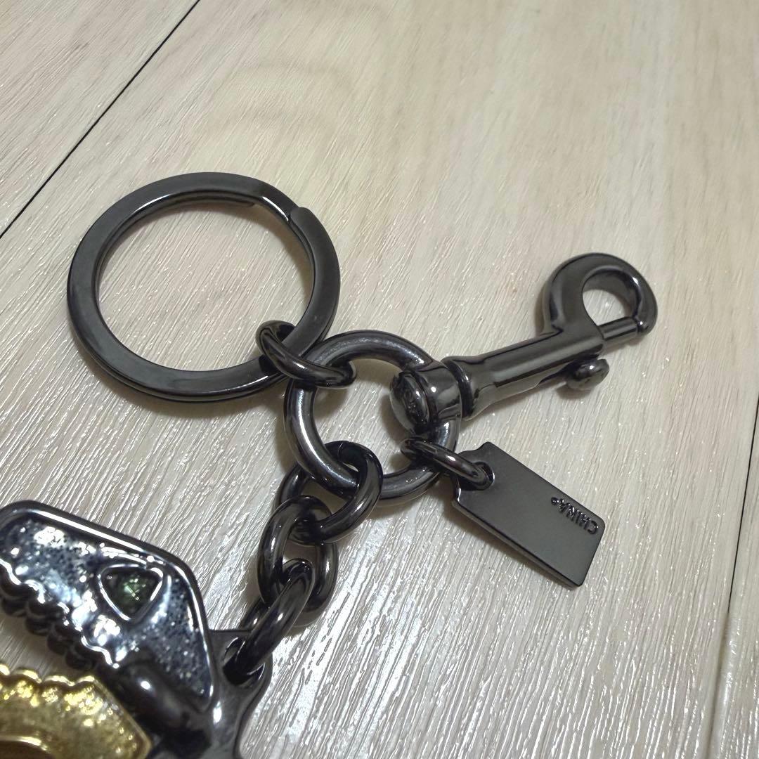 COACH コーチ レキシー 恐竜 グリッター ラメ キーホルダーバッグチャーム