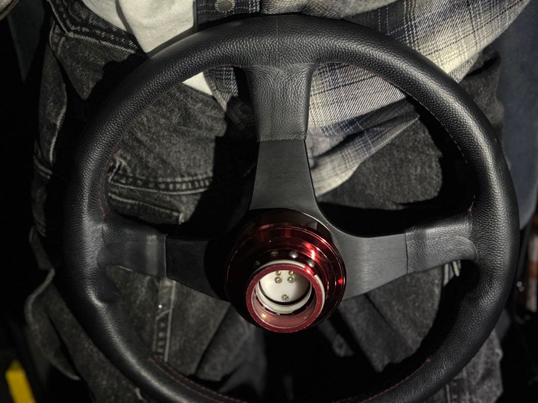 MOMO TUNER ステアリング　ハンドル