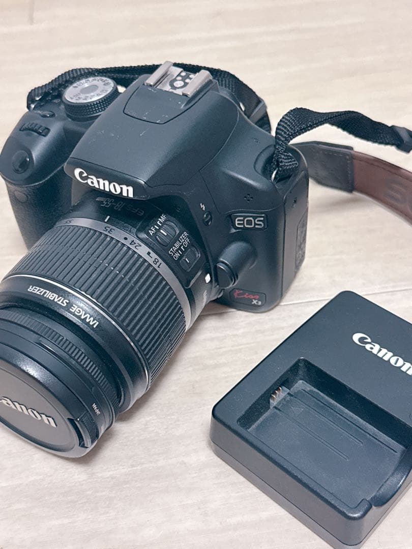 Canon EOS kiss X3デジタル一眼レフカメラ