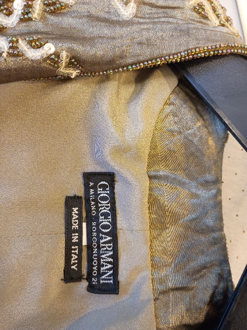 Giorgio ARMANI ジョルジオ アルマーニ 刺繍とビーズのジャケット