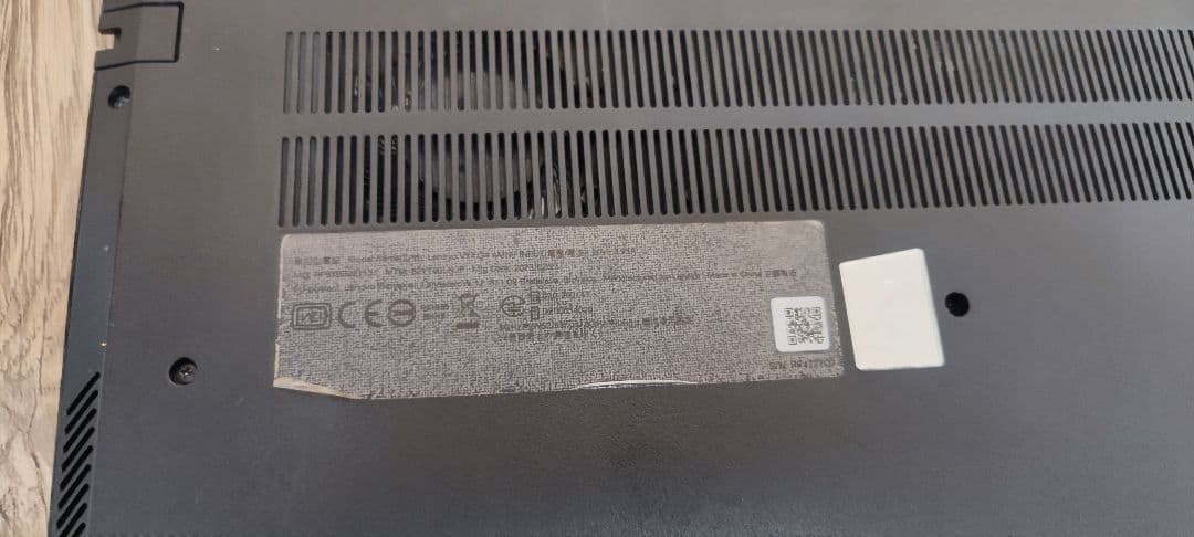 lenovo v14 g4 Ryzen5 7520U オンボードメモリ8GB