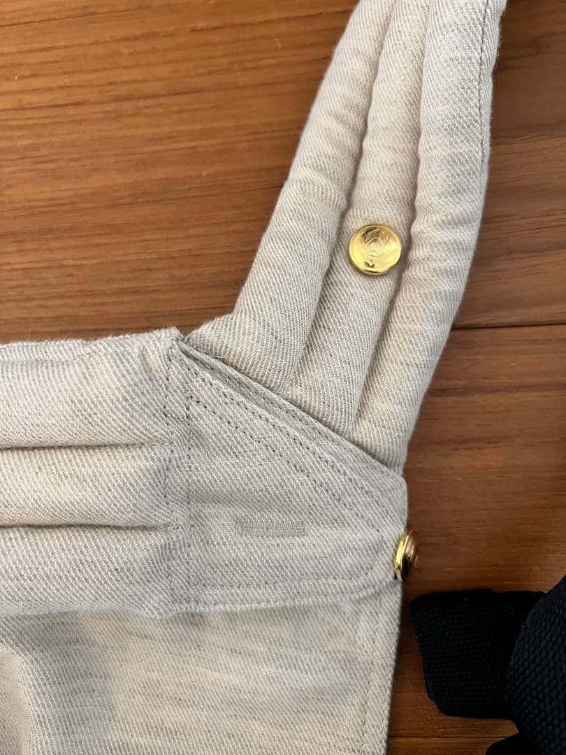 アーティポッペ　抱っこ紐