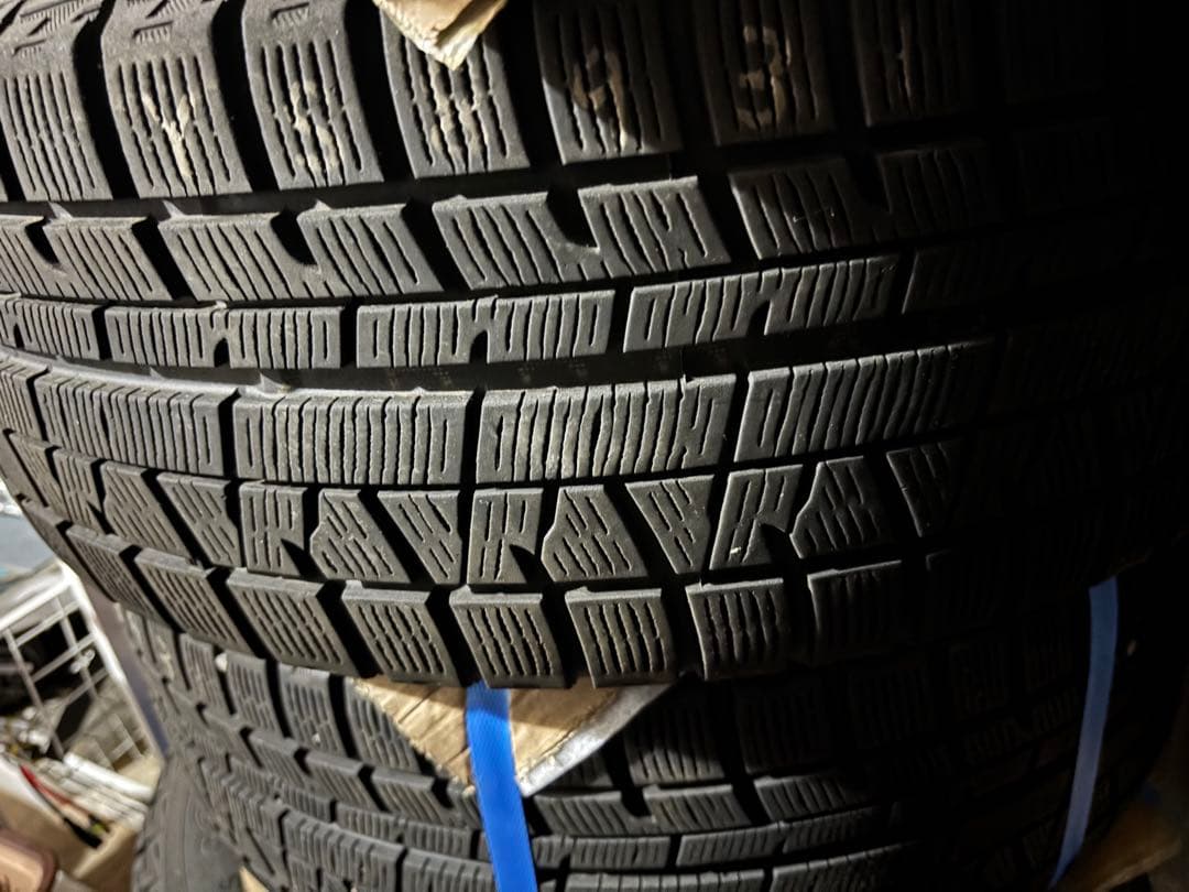 即購入 スタッドレスタイヤ バリ山 ヨコハマタイヤ