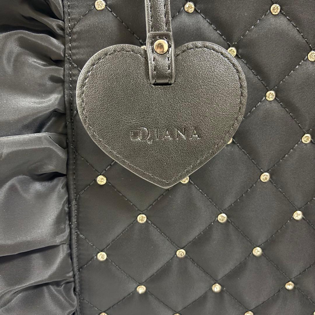 DIANA ダイアナ フリル付き キルティングバッグ ブラック
