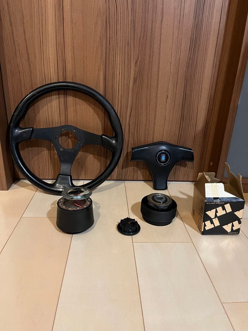 ナルディ ステアリング、その他付属品