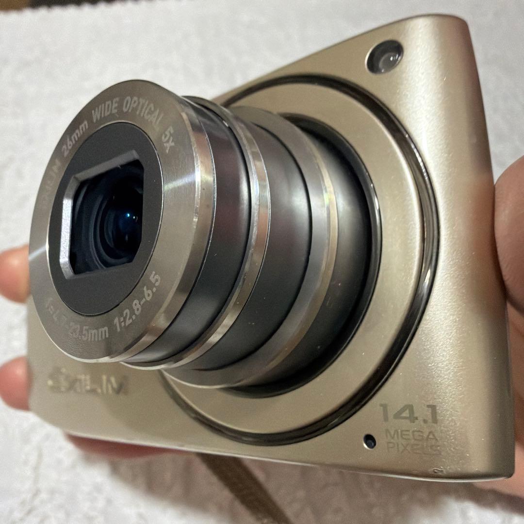 中古　CASIO EXILIM EX-Z2300 デジカメ