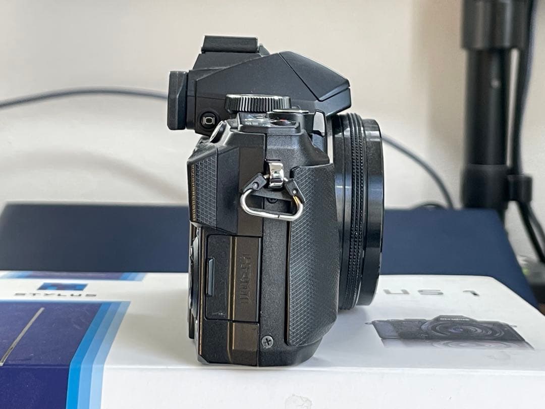 【値下げ中】オリンパス　Stylus1 本体　難あり