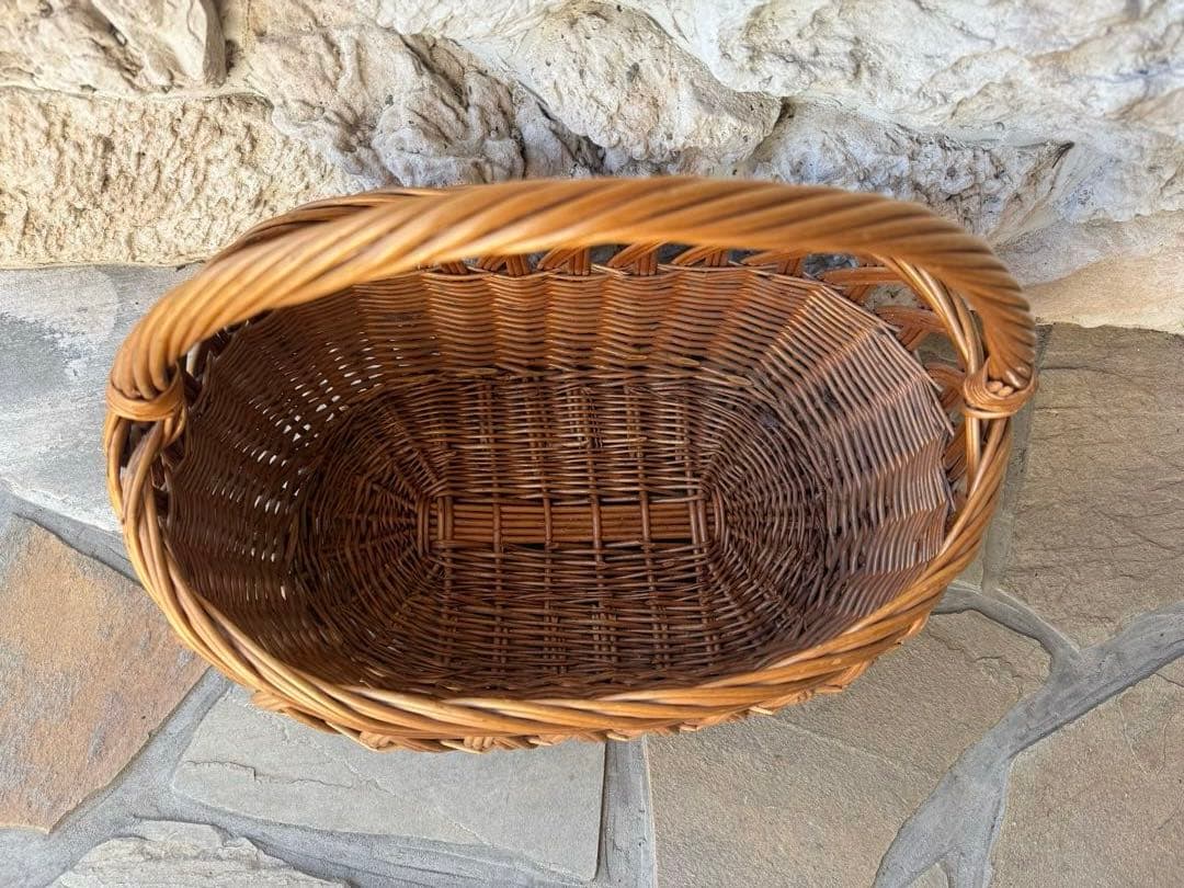 フランスアンティーク　ウィッカー製バスケット