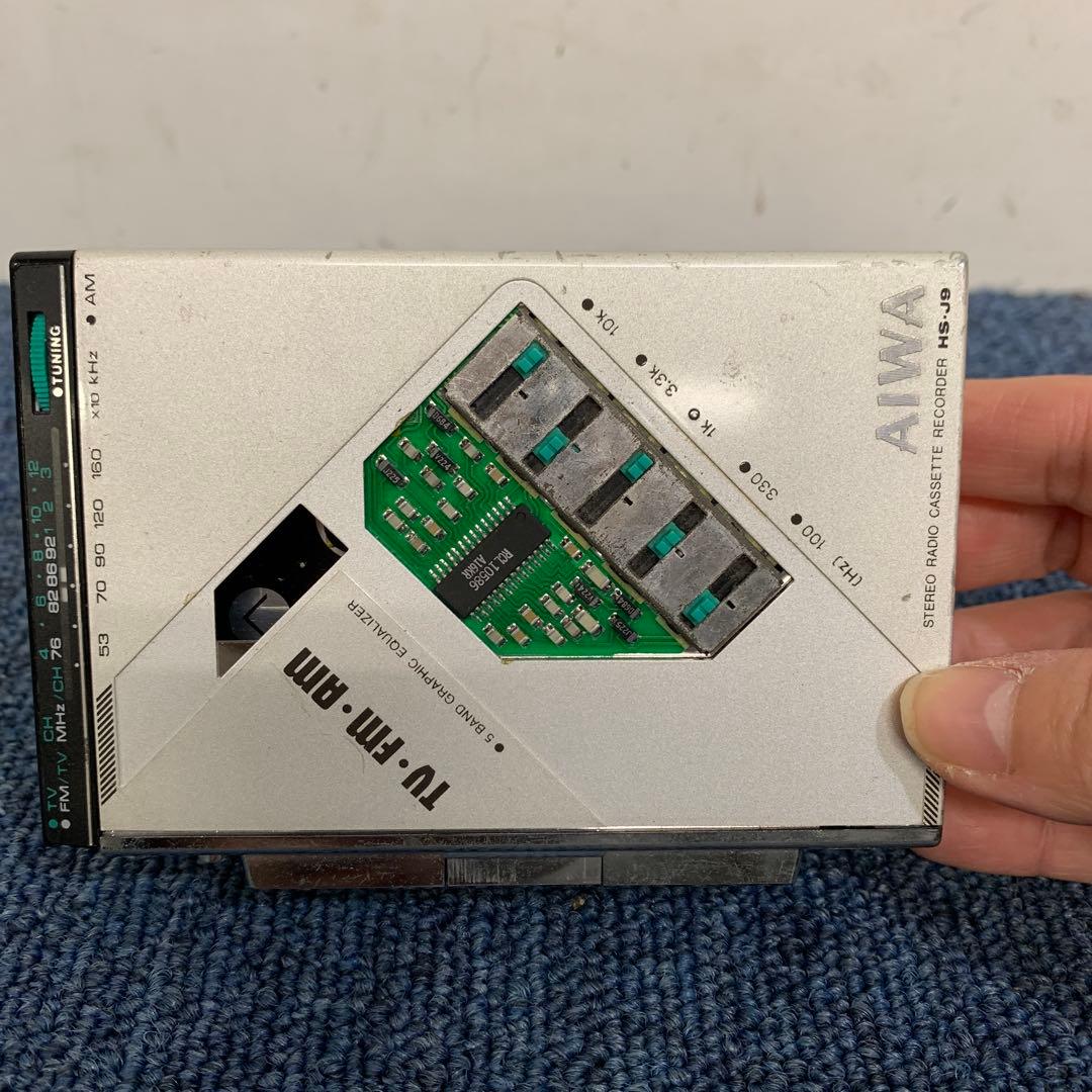 AIWA HS-J9 カセットボーイ TV/AM/FM