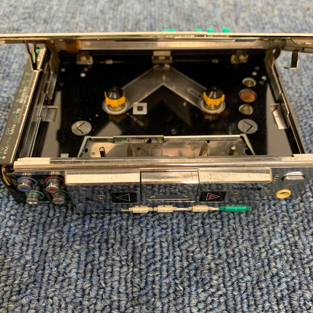 AIWA HS-J9 カセットボーイ TV/AM/FM