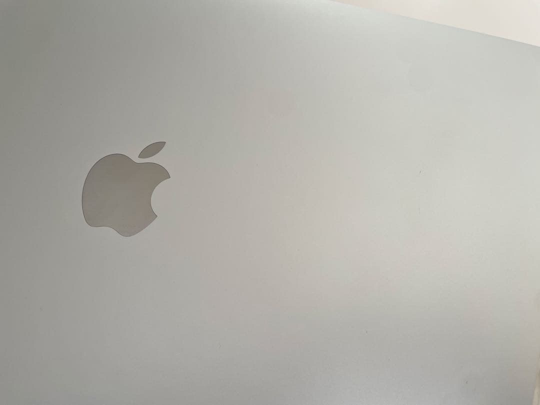 MacBookPro13インチ 2020 /8GB / 256GB / 充電器付