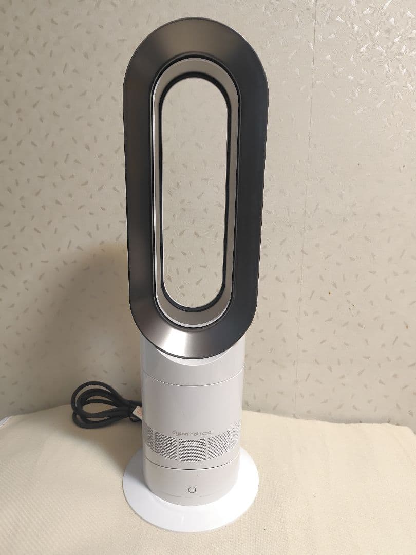 dyson　2024年製ダイソン　hot+cool　羽根なし扇風機暖房　AM09