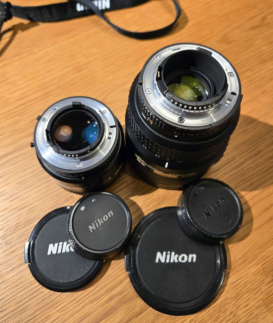 Nikon Df ゴールドエディション レンズ2本付き 【ショット数9351枚】