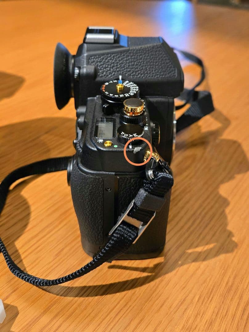 Nikon Df ゴールドエディション レンズ2本付き 【ショット数9351枚】