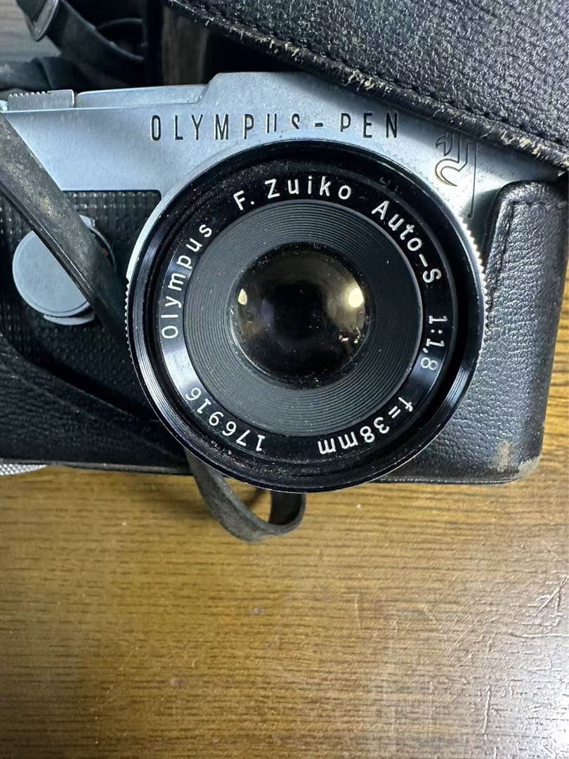 OLYMPUS PEN-F （38mm F1.8 レンズ付）