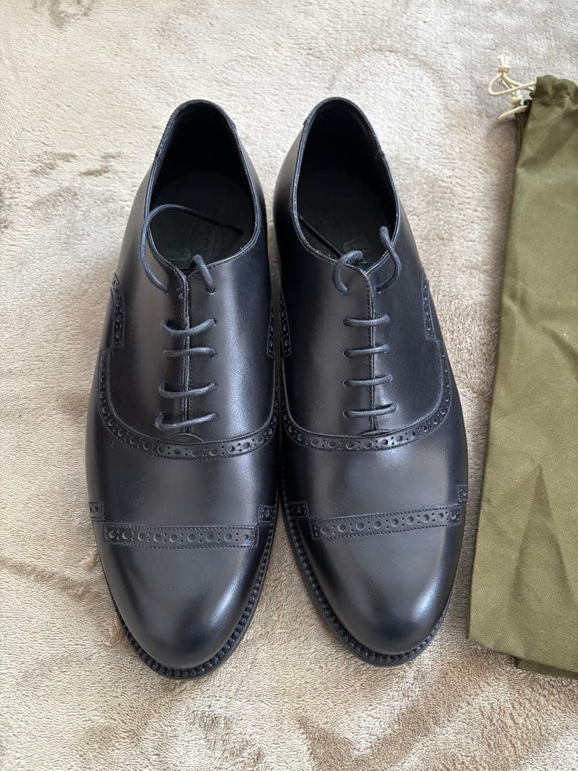 J.M. Westonラファエルパンチドキャップトゥ ブラック カーフ 8D