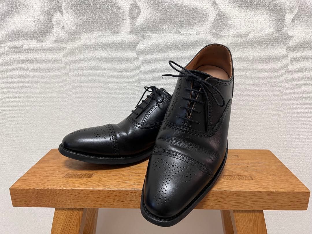 スコッチグレイン メダリオンデザインシューズ