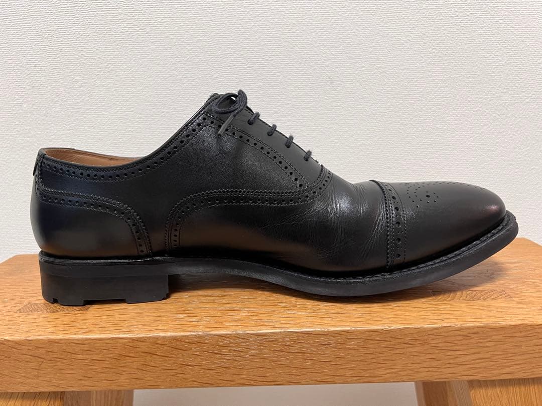 スコッチグレイン メダリオンデザインシューズ