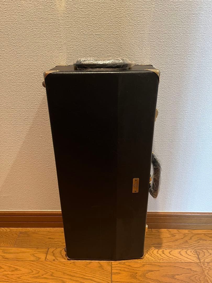 Selmerケース 鍵付き (アルトサックス用)