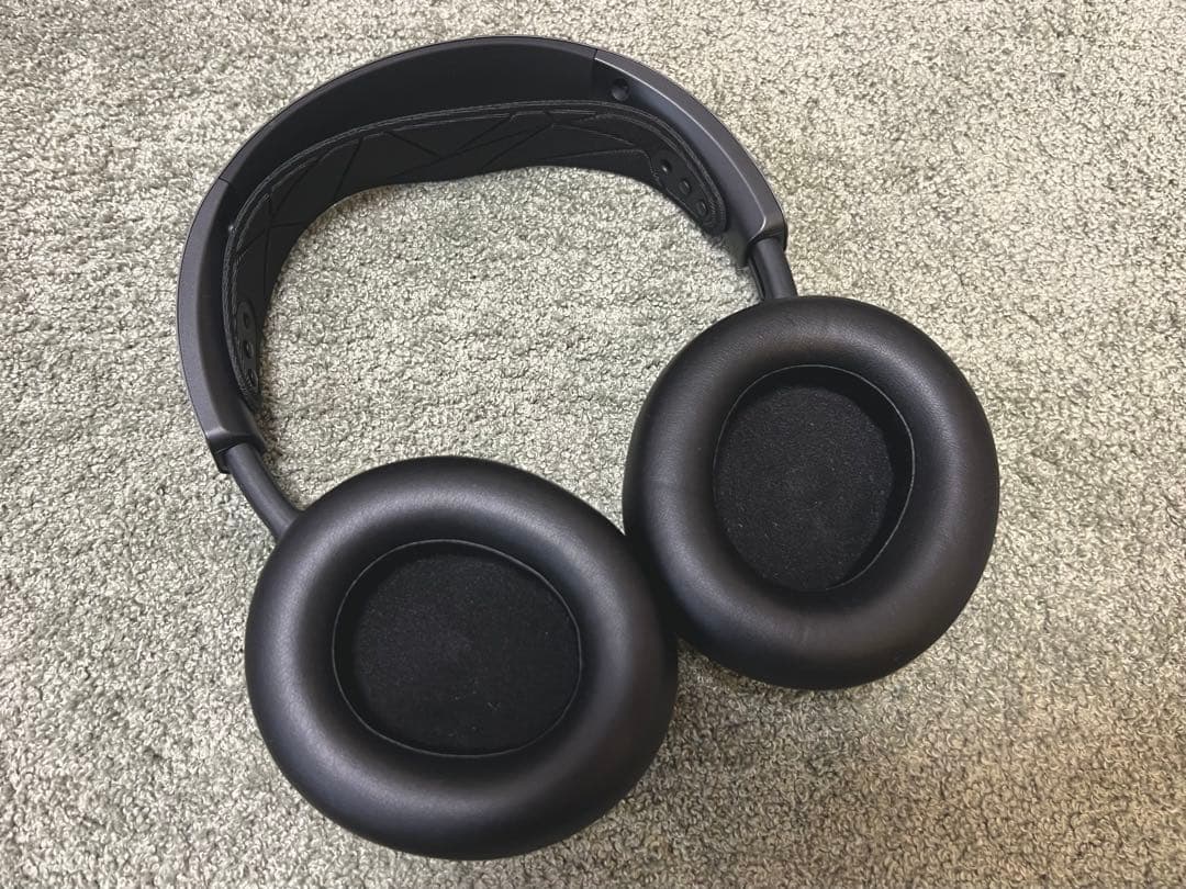 SteelSeries Arctis Nova Pro Wireless 中古品