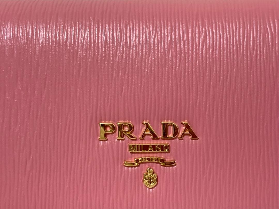 【新品・未使用】PRADA プラダ　名刺入れ