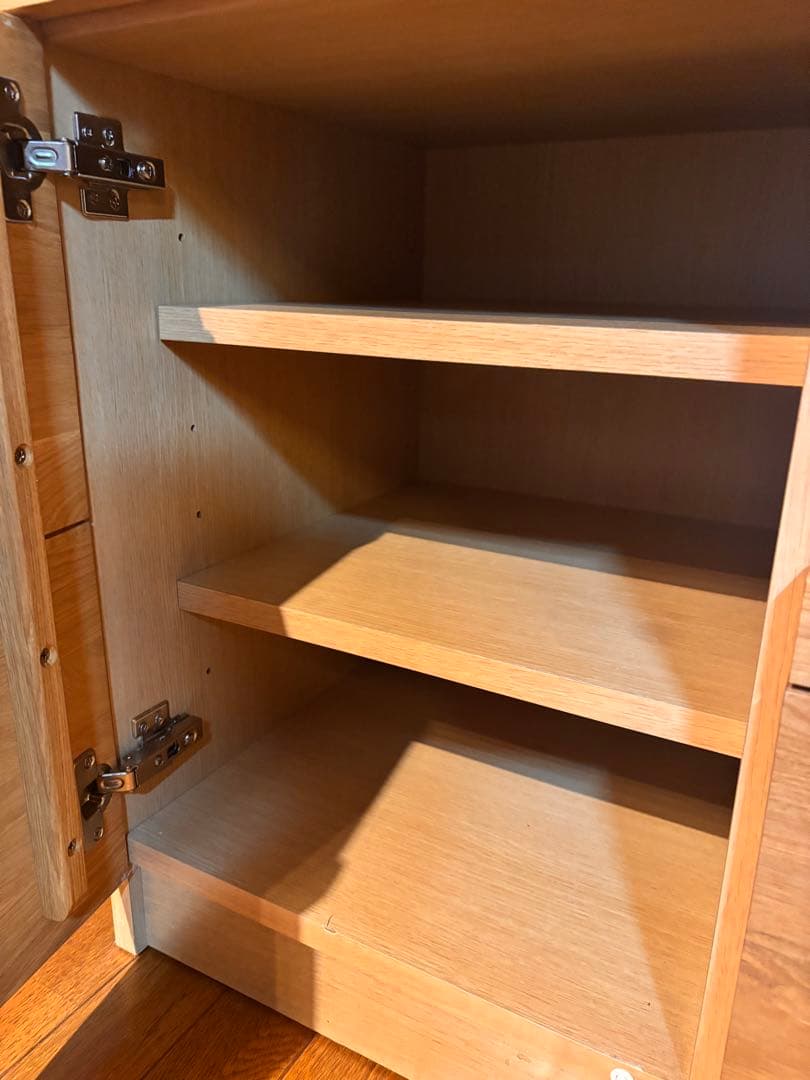 Unico Hutte キッチン　食器棚