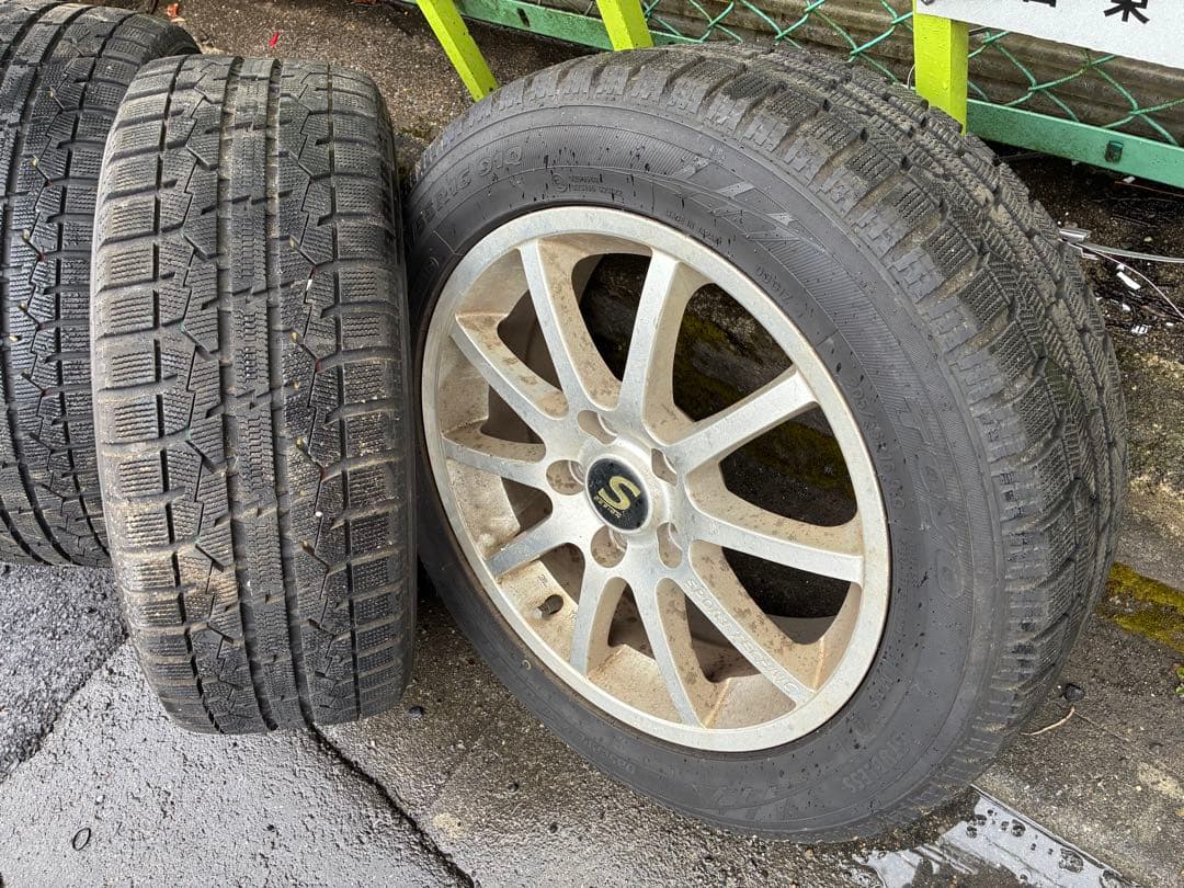 トーヨースタッドレス　GARIT GIZ 205/55R16 4本　7-8分山