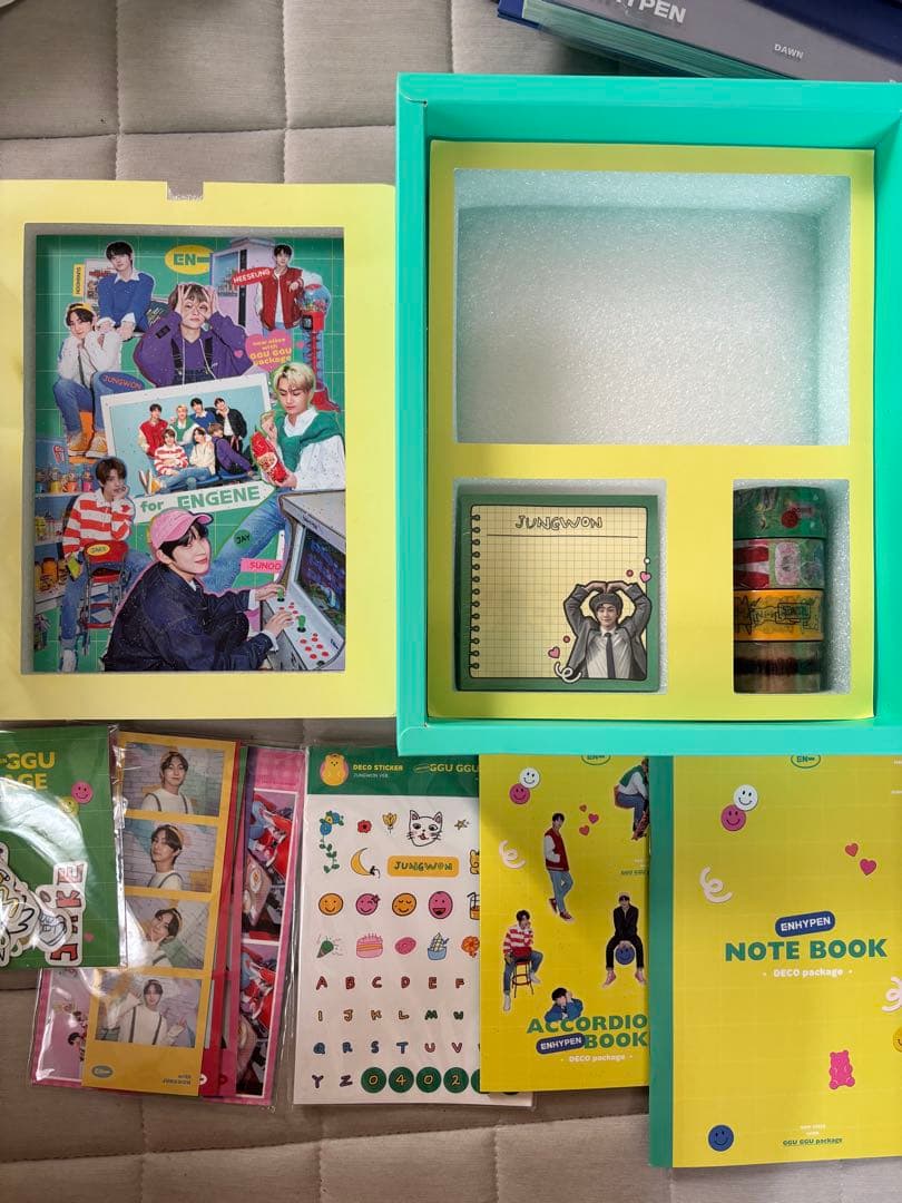 enhypen グッズ　まとめ売り