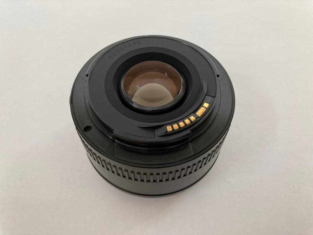 Canon EF 50mm F1.8 II デジタル一眼 レンズ【即決可】