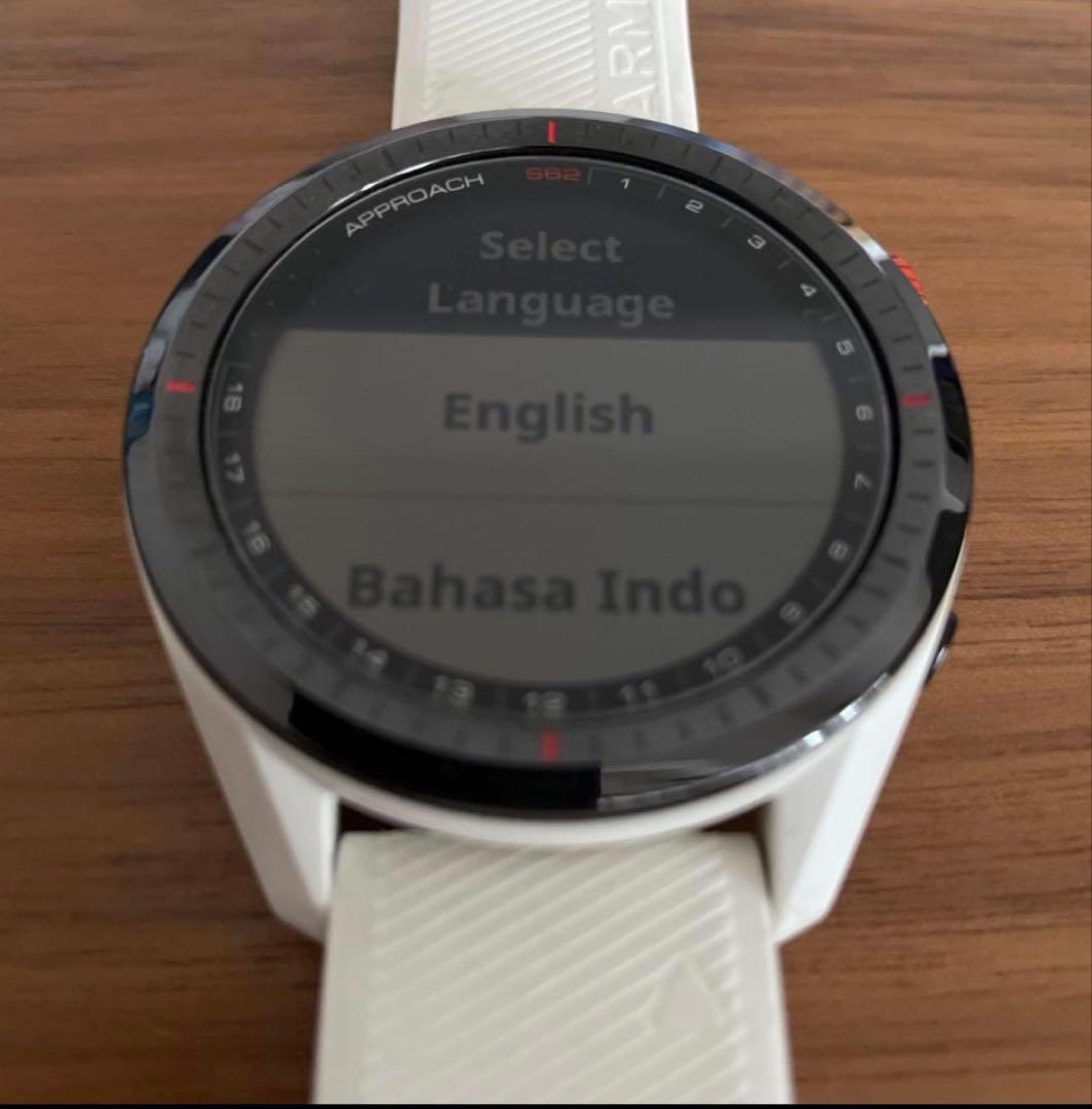 極美品 ガーミン S62 アプローチ ホワイト garmin S62