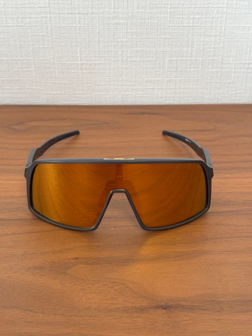 【美品】OAKLEY SUTRO