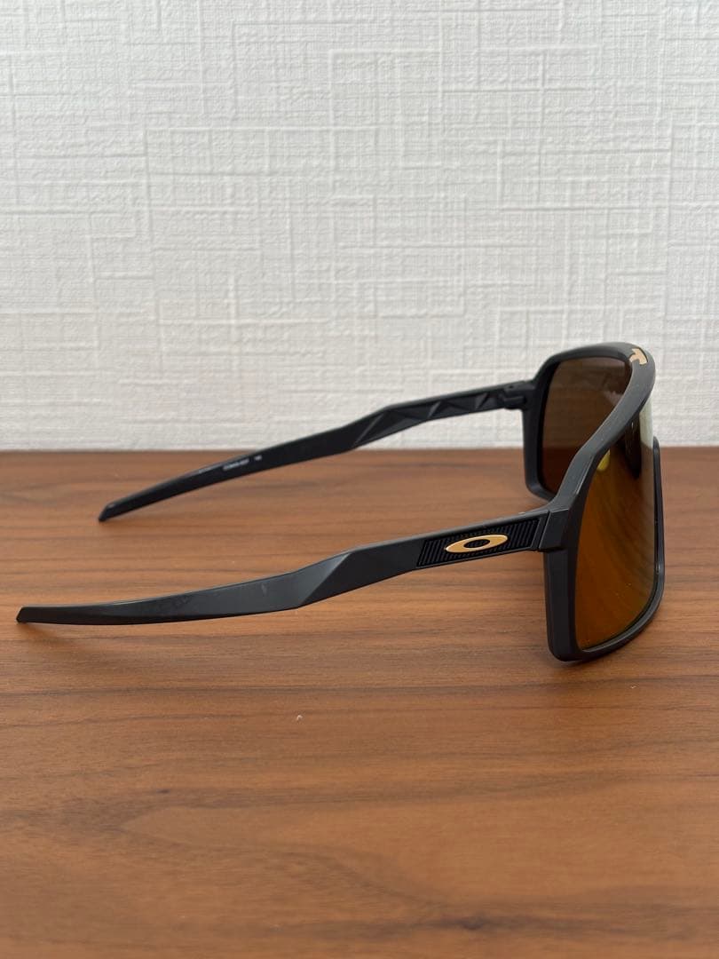 【美品】OAKLEY SUTRO