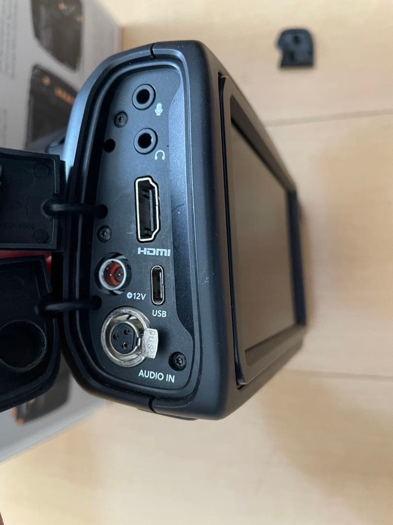 ビデオカメラ Blackmagic Pocket Cinema Camera 6K EF