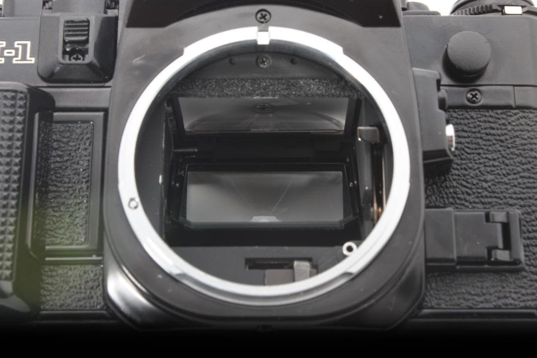 Canon A-1 フィルム一眼レフカメラ【完動品】