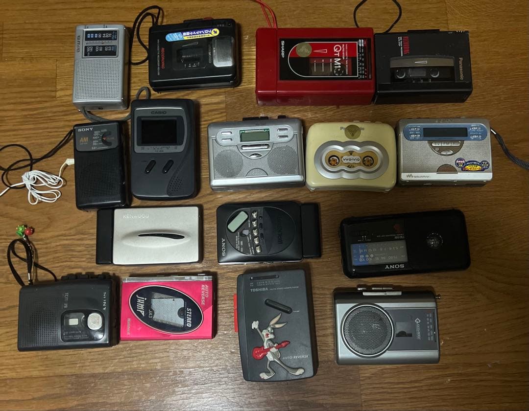 ポータブルカセットプレーヤー (16セット)ジャンク