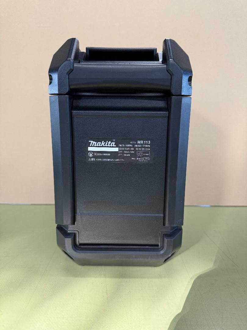 ジャンク品 マキタ 充電式ラジオ MR113