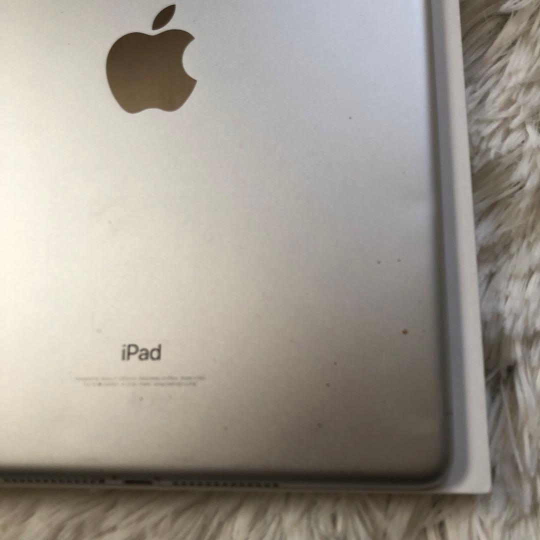 【完動品】iPad 第6世代 32GB SIMフリー【すぐ発送】