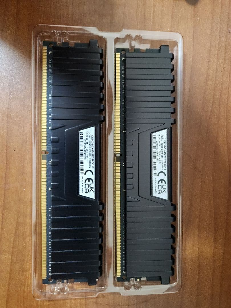 ​Corsair LPX DDR4-3200 32GB (16GB×2枚)
