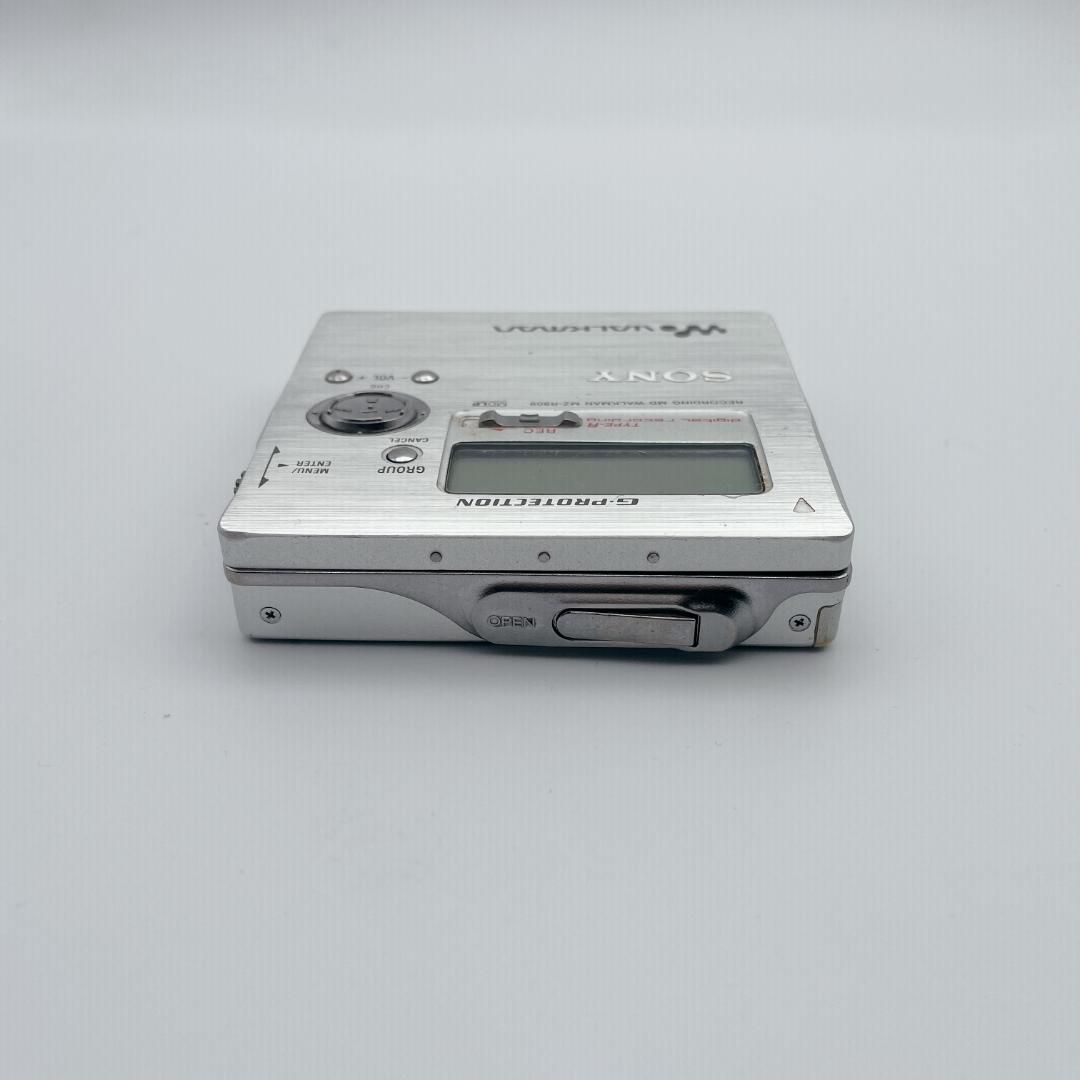 【美品】SONY 録音再生MDウォークマン MZ-R909 シルバー 動作品