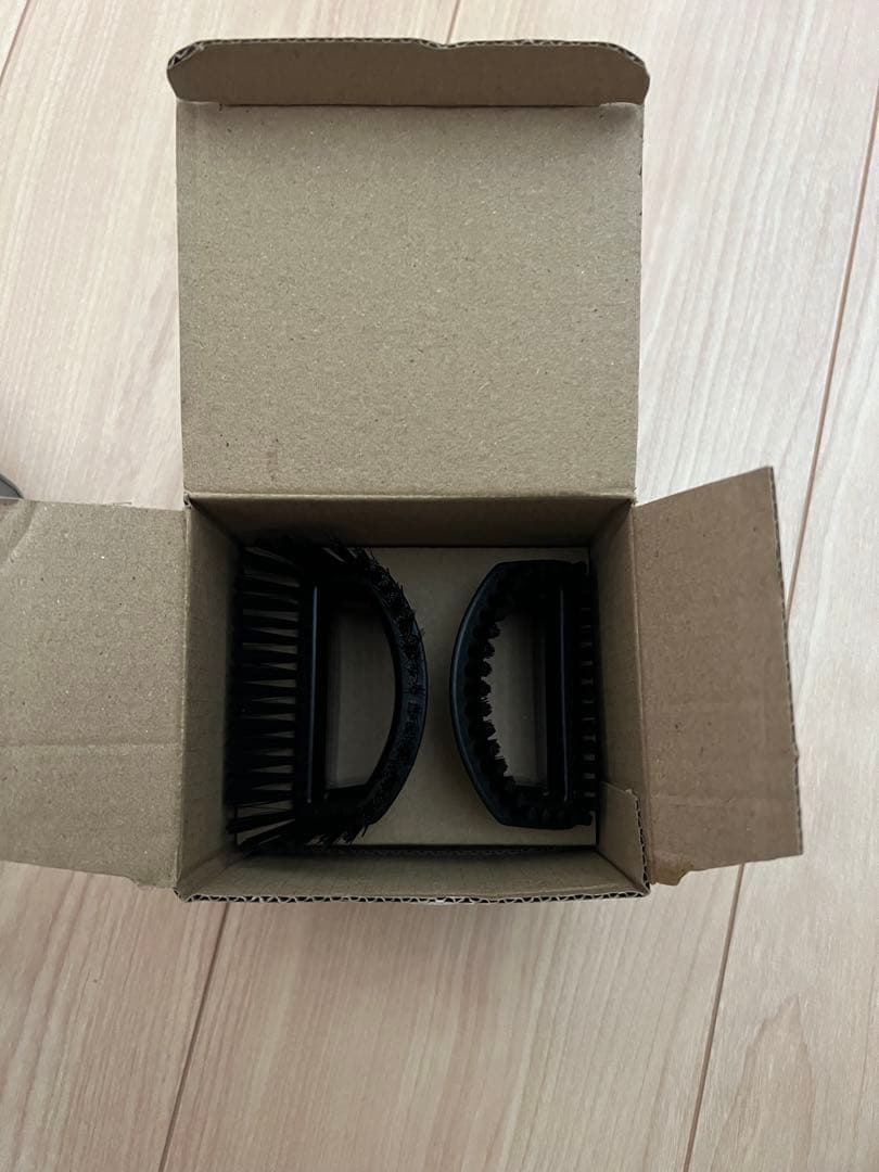 M*i様 Shark EVOPOWER W30 充電式 ハンディクリーナー