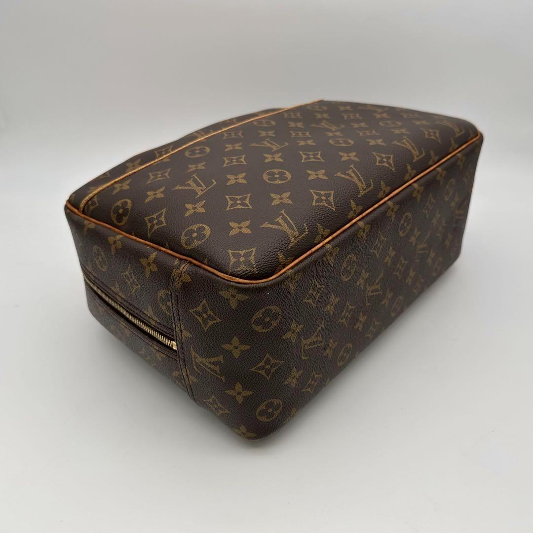 ルイヴィトン　モノグラム　ドーヴィル　ボストンバッグ　ハンドバッグ　バッグ