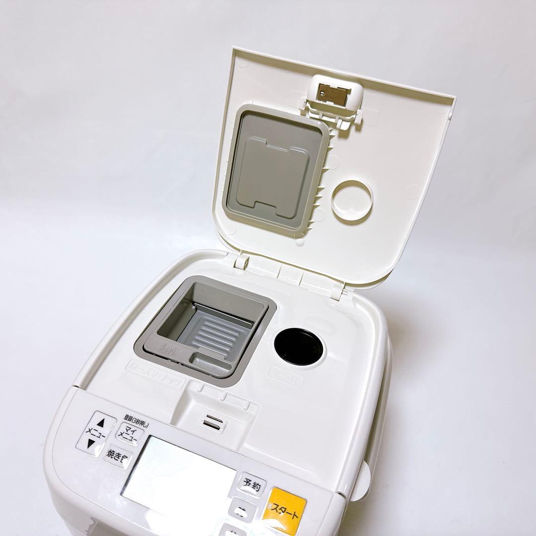 美品 Panasonic SD-MB1-W ホームベーカリー 1斤タイプ