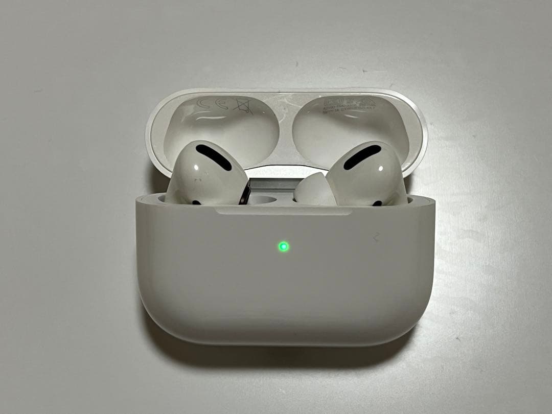 エアーポッズプロ　AirPods pro Apple アップル イヤホン