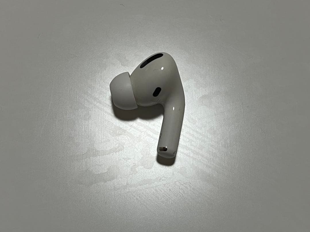 エアーポッズプロ　AirPods pro Apple アップル イヤホン
