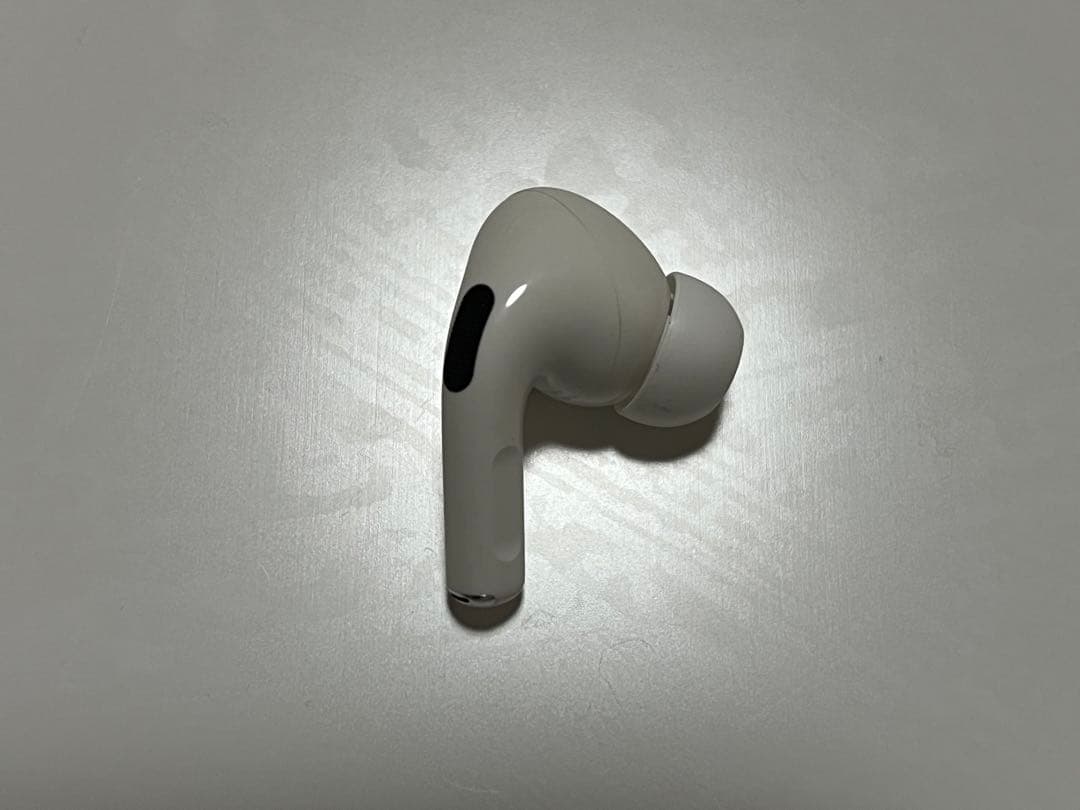 エアーポッズプロ　AirPods pro Apple アップル イヤホン