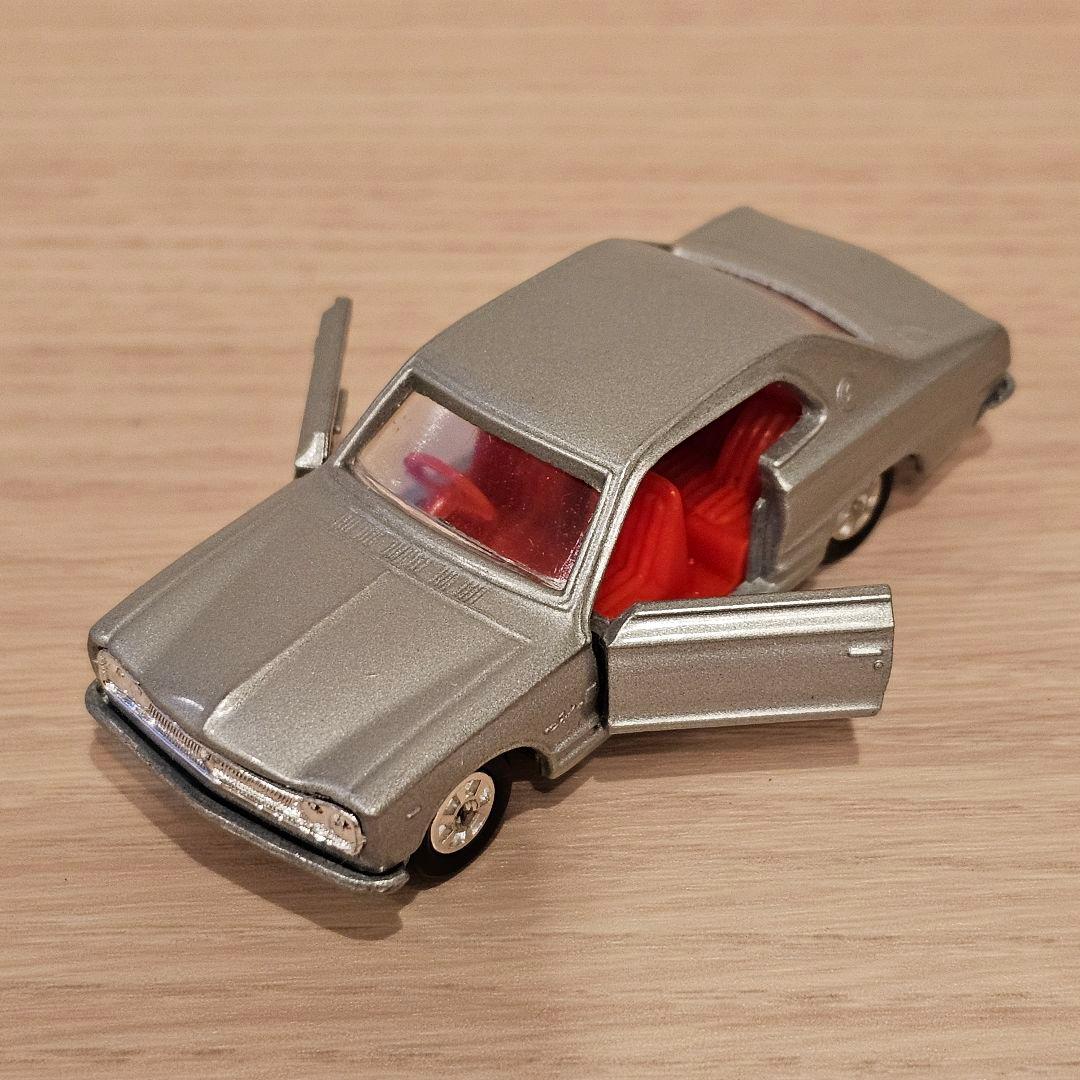 【トミカ】No.21 日産 スカイライン 2000GT 1E 黒箱 日本製 美品