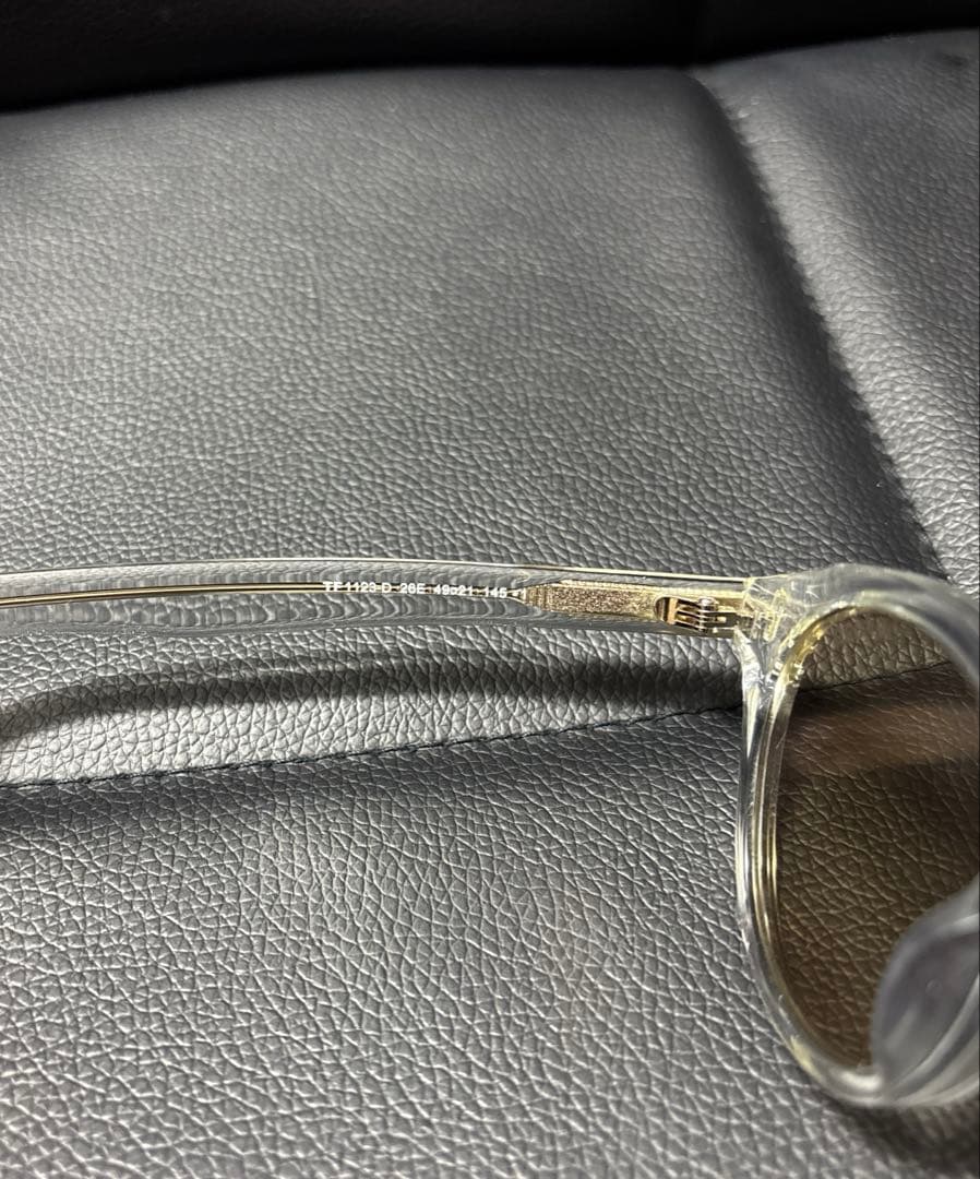 新品未使用FT1123-D-26E 49 03トムフォード メガネ サングラス