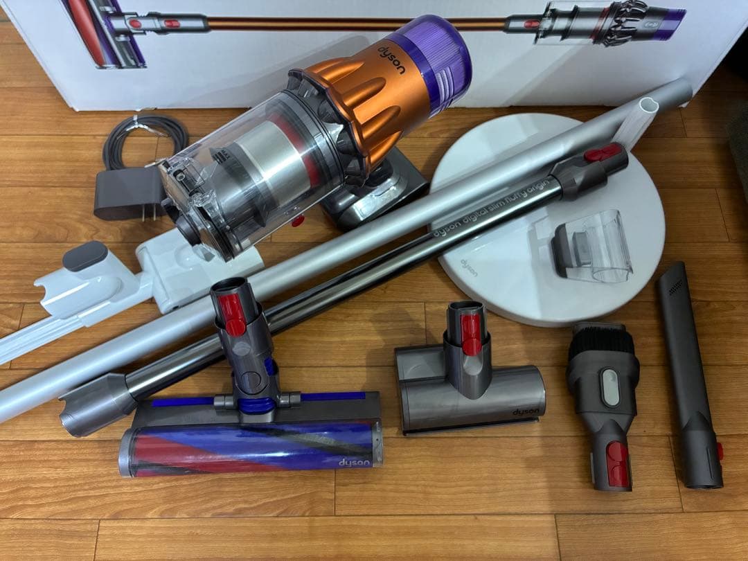 【美品】分解清掃済 ダイソン Digital Slim SV18 スタンド付き