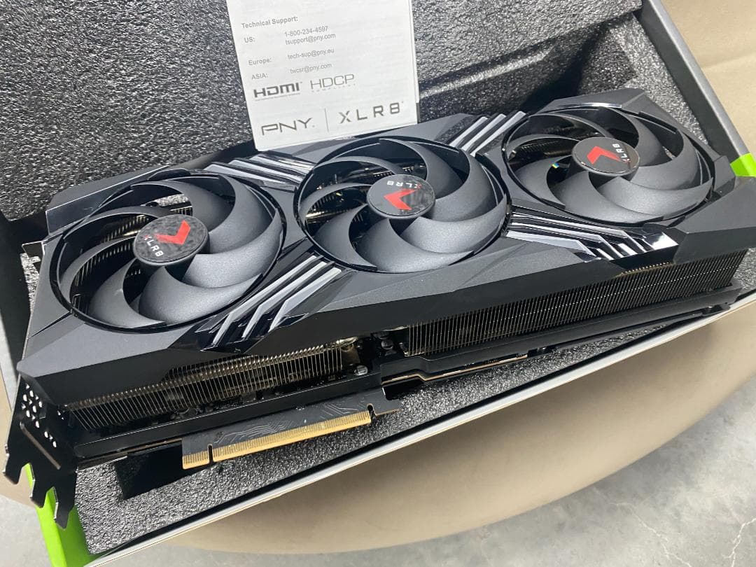 グラフィックボード・グラボ・ビデオカード PNY GeForce RTX 4090 VERTO 24GB